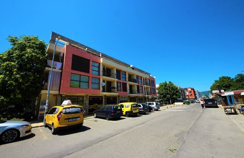 Sunny Beach Apartment | MENADA * CRYSTAL Park * Cozy studio
