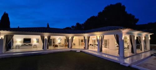 Mercadal Villa | Menorca Villa Marbella