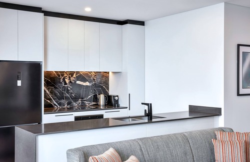 Liverpool Apartment | Meriton Suites Liverpool