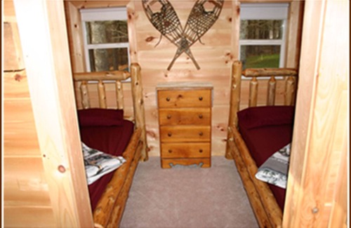Howland Cabin | Merrill Brook Cabins - Cabin 3