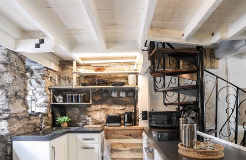Penmachno Cottage | MERRION COTTAGE, pet friendly, character holiday cottage in Penmachno