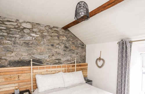 Penmachno Cottage | MERRION COTTAGE, pet friendly, character holiday cottage in Penmachno