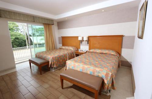 San Juan Bautista Tuxtepec Hotel | MESÓN DE LA RIVERA