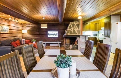 Virrat House | Metsäpirtti by Interhome