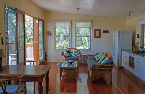 Orchid Beach Cottage | Mia Mia - K'gari (Fraser Island) Orchid Beach Romantic Hideaway