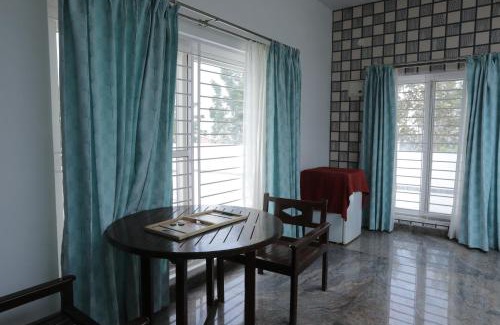 Denkanikota House | Miami - Private Jaccuzzi Villa in Bangalore