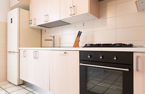 Civitavecchia Apartment | Michelangelo Apartment - An oasis of peace near port and station