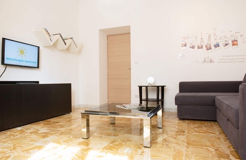 Civitavecchia Apartment | Michelangelo Apartment - An oasis of peace near port and station