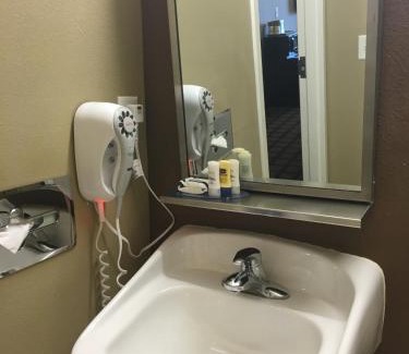 Perry Hotel | Microtel by Wyndham Perry National Fairground Area I-75