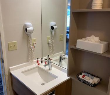 Georgetown Hotel | Microtel Inn & Suites by Wyndham Georgetown Delaware Beaches