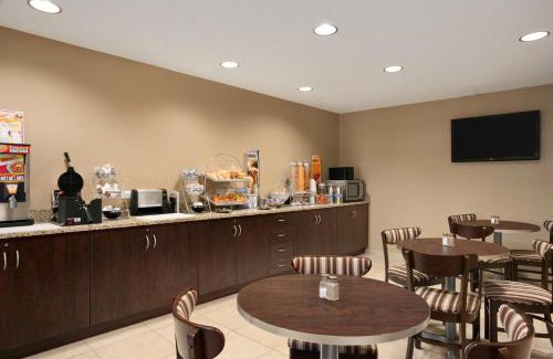Mineralwells Hotel | Microtel Inn & Suites By Wyndham Mineral Wells/Parkersburg