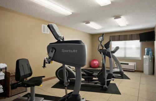 Mineralwells Hotel | Microtel Inn & Suites By Wyndham Mineral Wells/Parkersburg