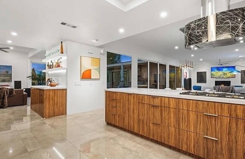 Palm Desert House | Mid-Century Luxury Retreat in Avondale Golf Club – Your Fall & Winter Getaway!