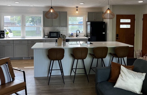 Norfolk House | Mid Century Mid Town, a unique stay with modern amenities Pet-Friendly!