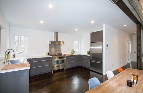 Narrowsburg House | Mid Century Modern Ranch in Catskills Near River