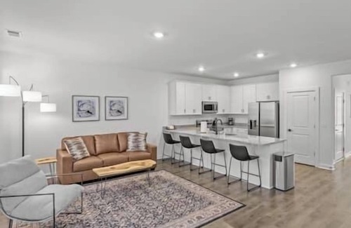 Arcadia House | *Mid-Century Modern Townhouse*