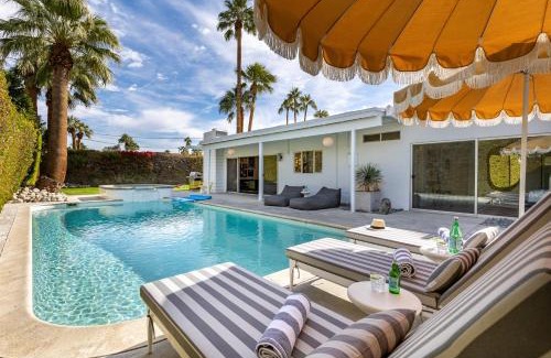 Sunmor Villa | Mid Century Mood House by ACME House Company