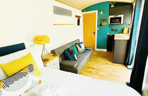 Abercegir Cabin | Mid Wales Luxury Huts
