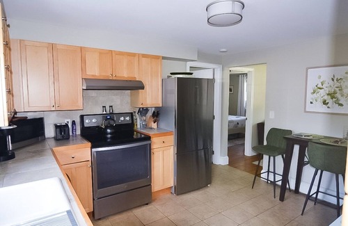 Yarmouth Apartment | Midcentury Modern 2 Bedroom Village Oasis