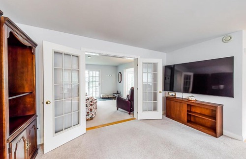 Waldoboro House | MidCoast Tranquility