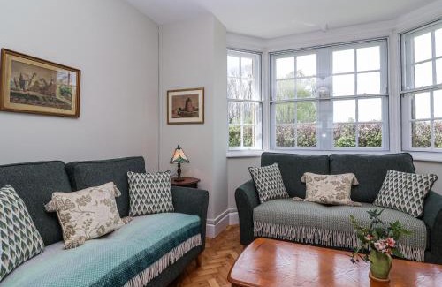 Kingston St Mary House | Middle Lodge