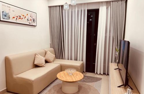 Thu Dau Mot Apartment | Midori Park The Glory, 2PN Cao Tầng 23, View hồ bơi