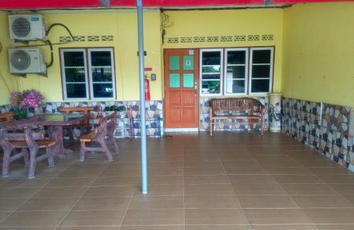 Kampung Bukit Sawa House | MieHomestay Binjai Rendah