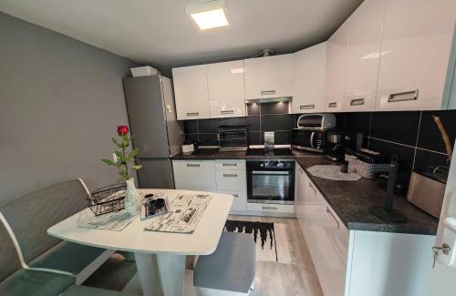 Miercurea-Ciuc Apartment | Miklós Lak