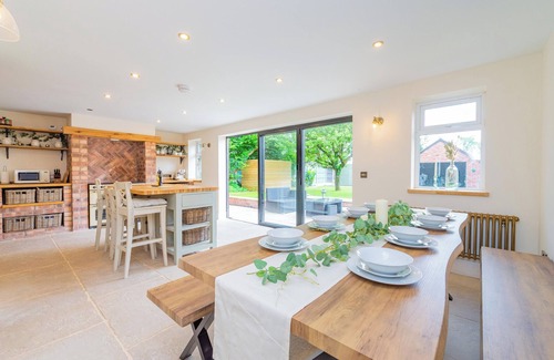 Shrewsbury Apartment | Mill Cottages Shrewsbury With Hot Tub