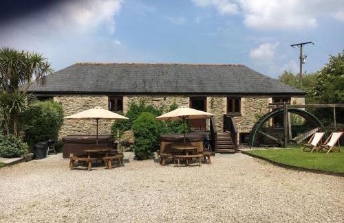 Newquay House | Mill House @ Goonwinnow Farm