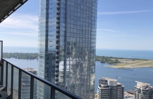Central Waterfront Condo | Million Dollar Views | Waterfront + Free Parking