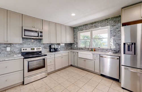 Mills River House | Mills River Brew House | House in Mills River with mountain views