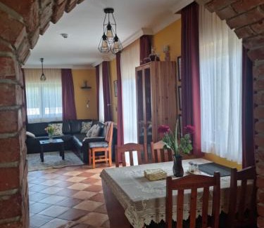 Pusztavacs Apartment | MIMÓZA Nyaralóház