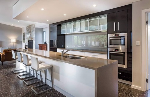 Quindalup House | Mimosa Stylish Beachside Retreat in Dunsborough