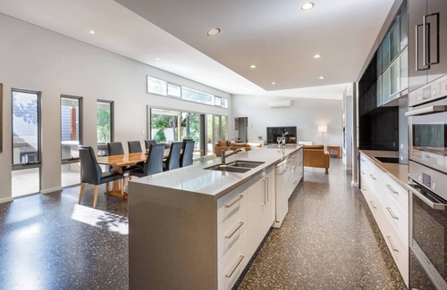 Quindalup House | Mimosa Stylish Beachside Retreat in Dunsborough
