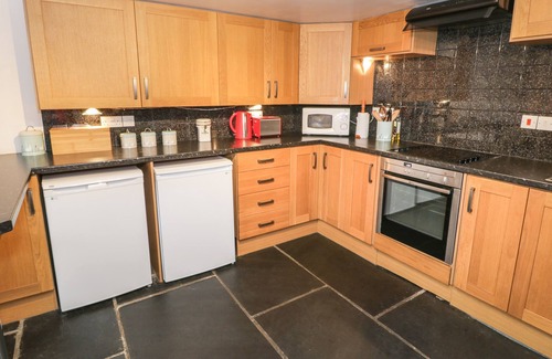 Penmachno Cottage | MINAFON, pet friendly, with open fire in Penmachno