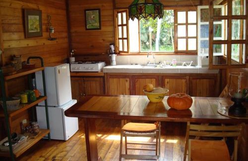 Mindo House | Mindo Eco Chalet con Rio y Cascada