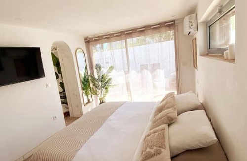 La Marana House | Mini Villa Indépendante à 350m de la mer