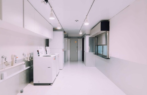 Minami Apartment | Minimalist Loft 902