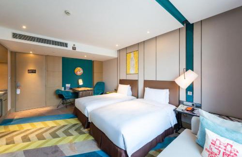 Changning Hotel | MiniMax Premier Hotel Shanghai Hongqiao