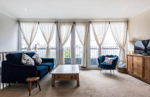 Birchington House | Minnis Bay Retreat - Charming two bedroom property