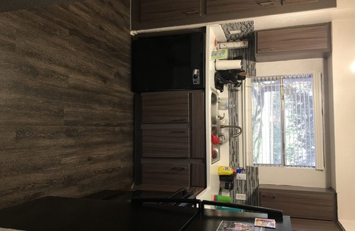 North Arlington Apartment | Mins away from six flags ,Cowboys N Rangers stadiums Shopping Food and more.