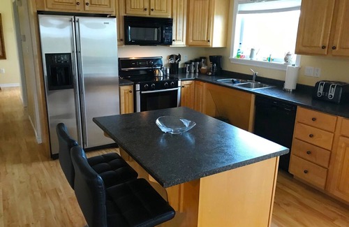 Greenwich House | Minutes from beautiful beaches - Luxury and Comfort with a Fabulous View