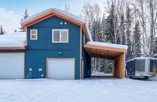 Badger Apartment | Minutes to Ft Wainwright