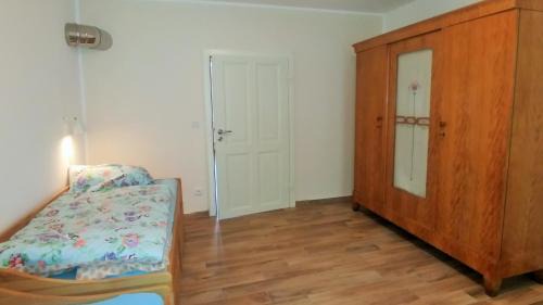 Biesenthal Apartment | Mirabellenhof-Fewo mit Terrasse