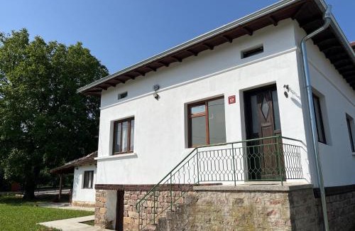 Vurshets House | Miracle Houses Къщи за гости Чудеса