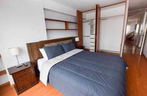 San Antonio Apartment | Miraflores Apartments 109 Tejada Ave by Private Host