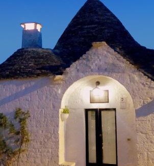 The Trulli of Alberobello House | Miratrulli Apartment & Trullo dell'Aia