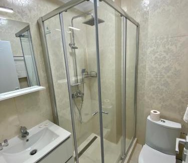 Constanta Apartment | Mirror Lake Apartments