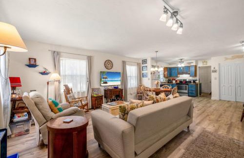 Cedar Key House | Miss Helens - Classic cottage